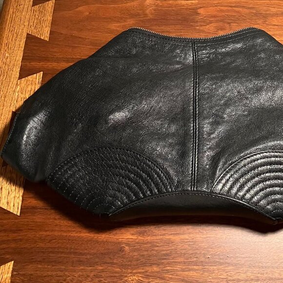 Alexander McQueen Manta Clutch - Picture 6 of 7